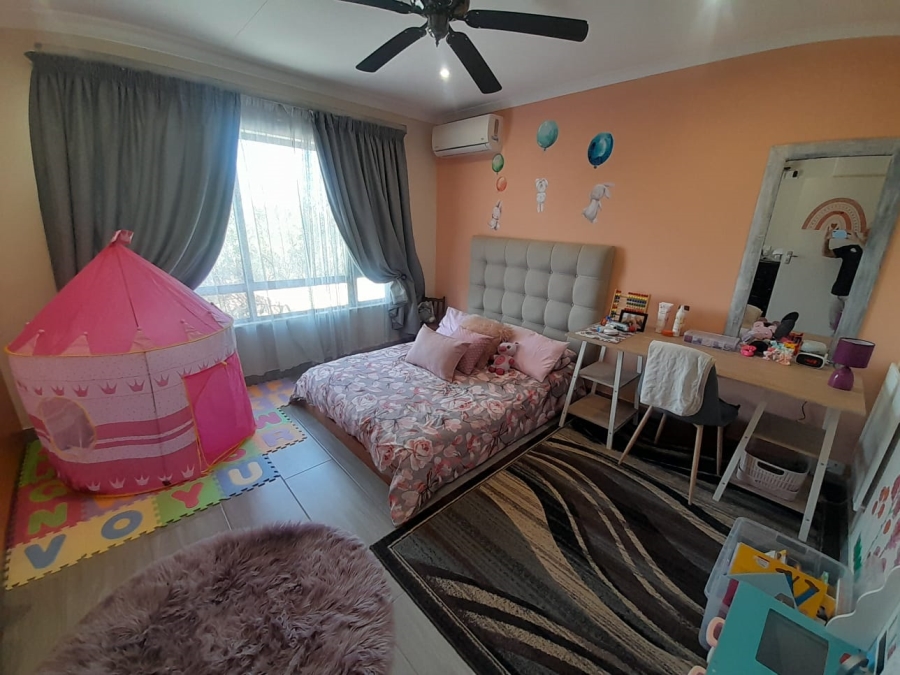 4 Bedroom Property for Sale in Cashan North West
